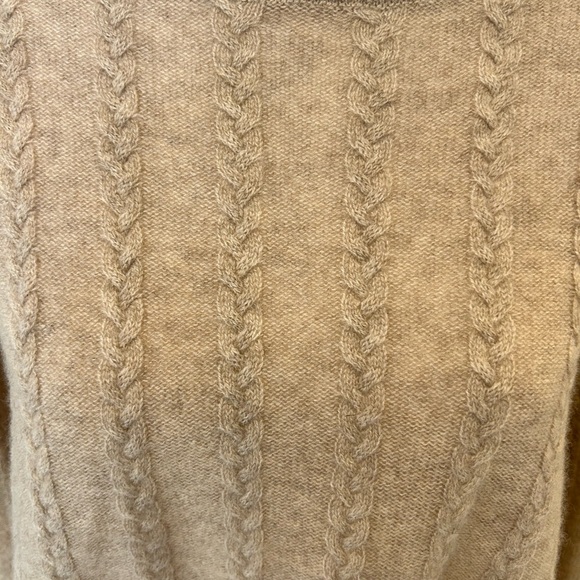 Lily Silk long sleeve Sweater in Tan ✨ - Picture 3 of 5